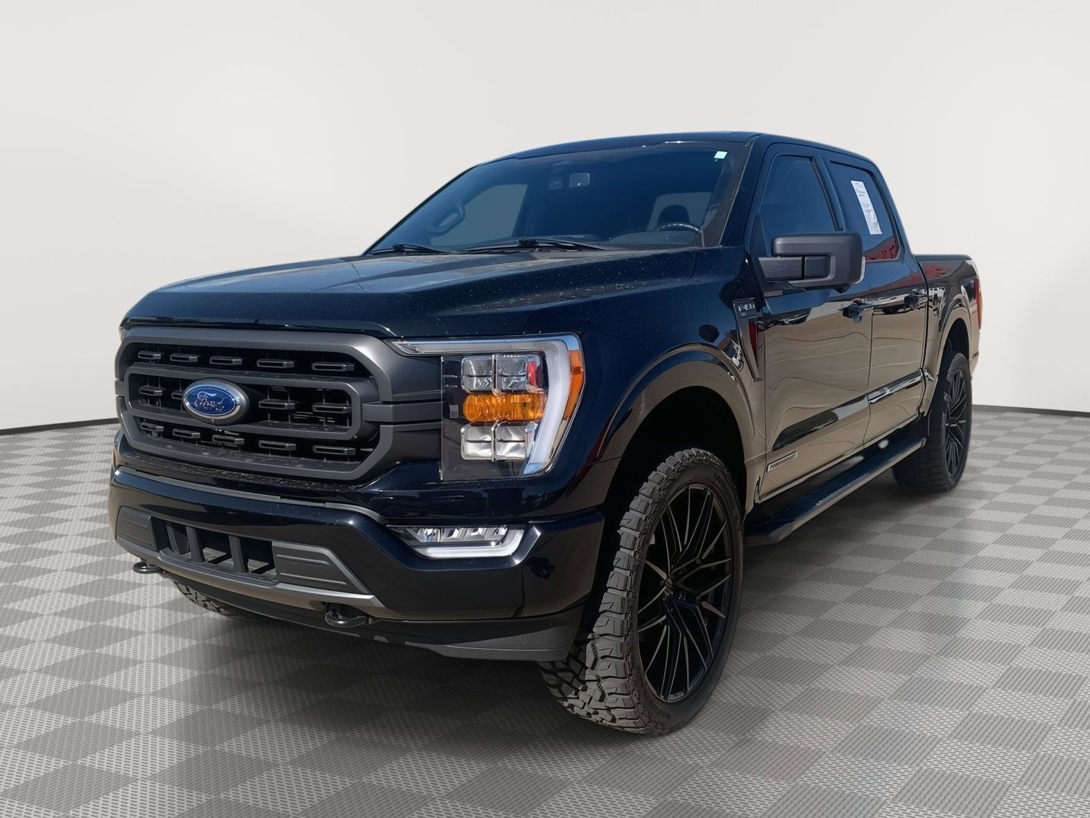 Used 2023 Ford F150 XLT w/ Equipment Group 302A High image 4