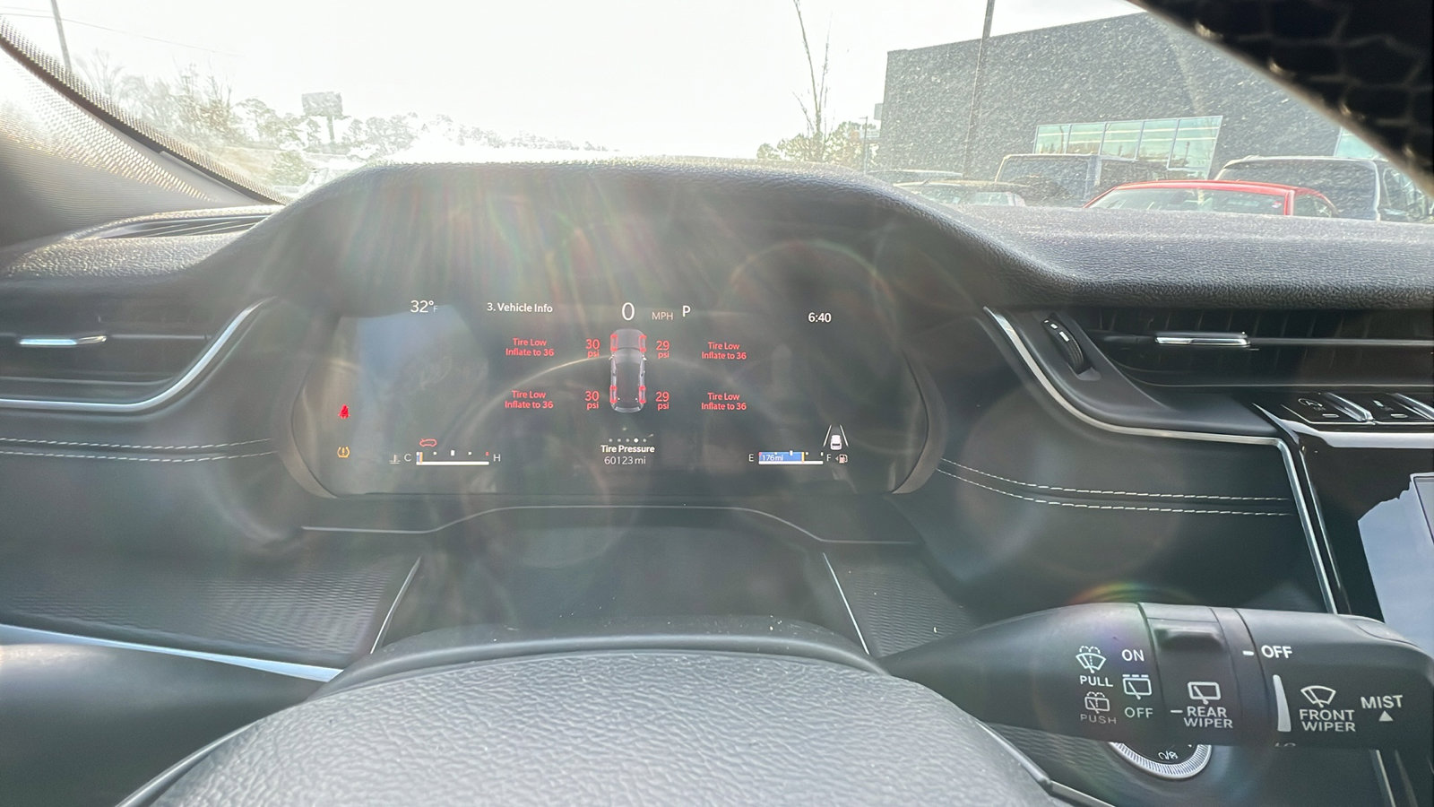 Used 2024 Jeep Grand Cherokee Altitude image 29