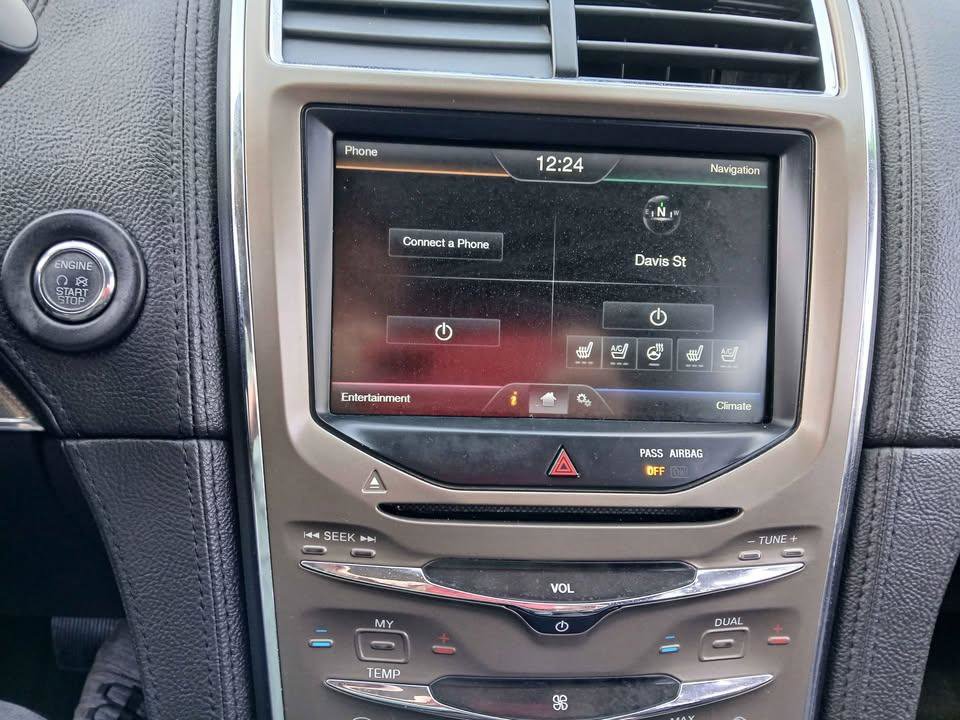 Used 2013 Lincoln MKX AWD image 10