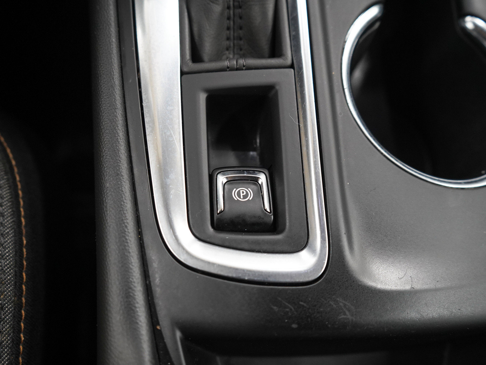 Used 2021 Chevrolet Equinox LT AWD/4WD image 24