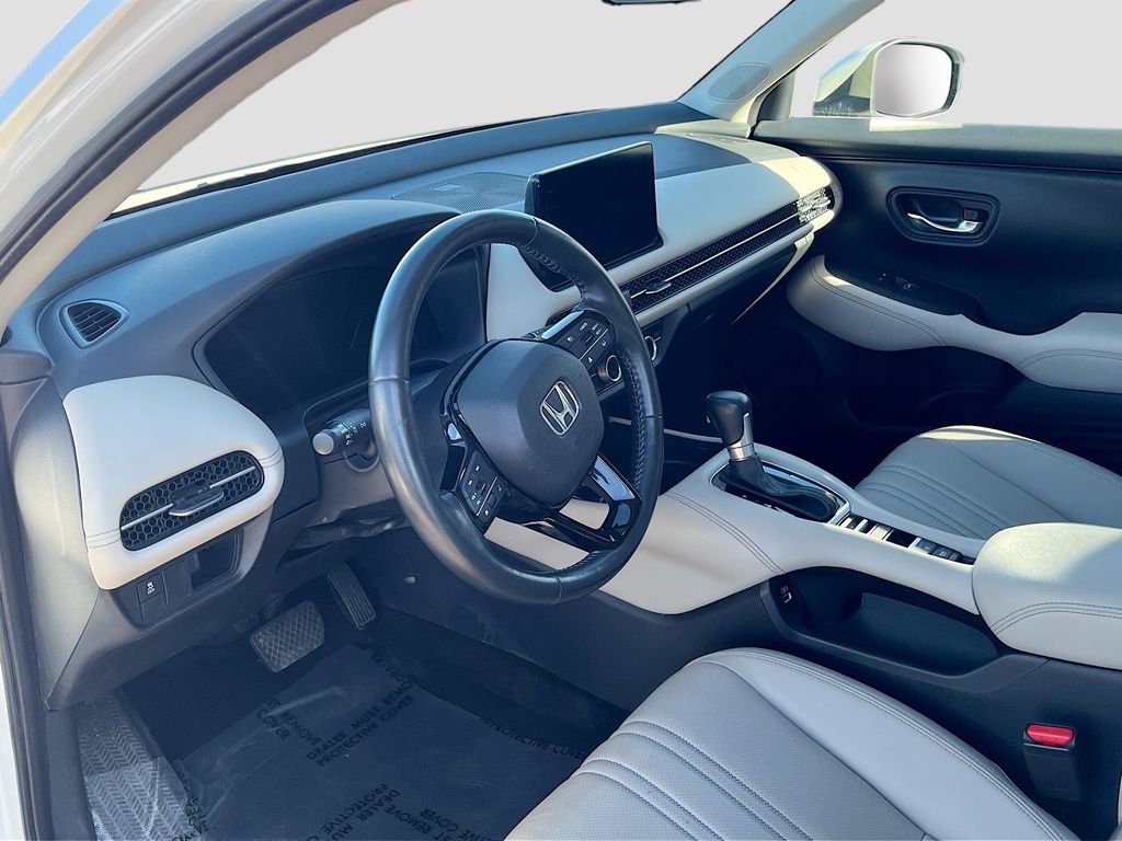 Used 2023 Honda HR-V EX-L image 9