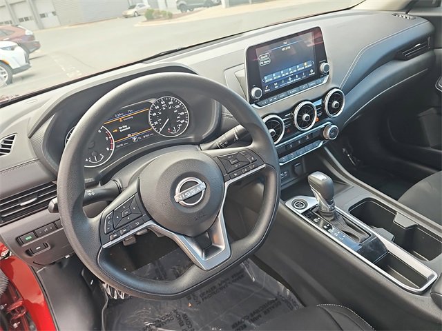 Used 2024 Nissan Sentra SV image 16
