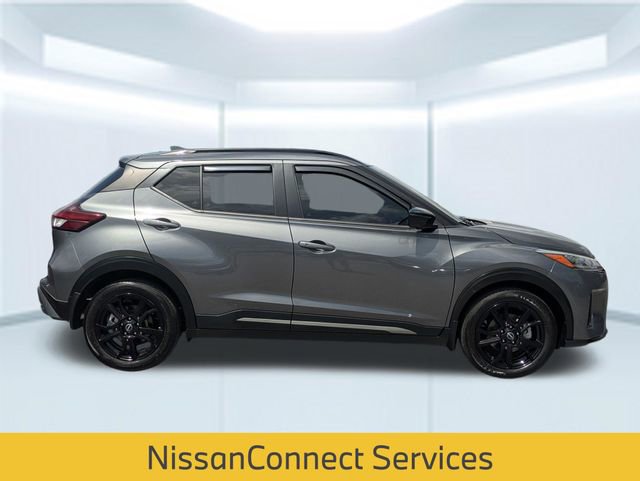 Used 2023 Nissan Kicks SR w/ SR Premium Package FWD image 8