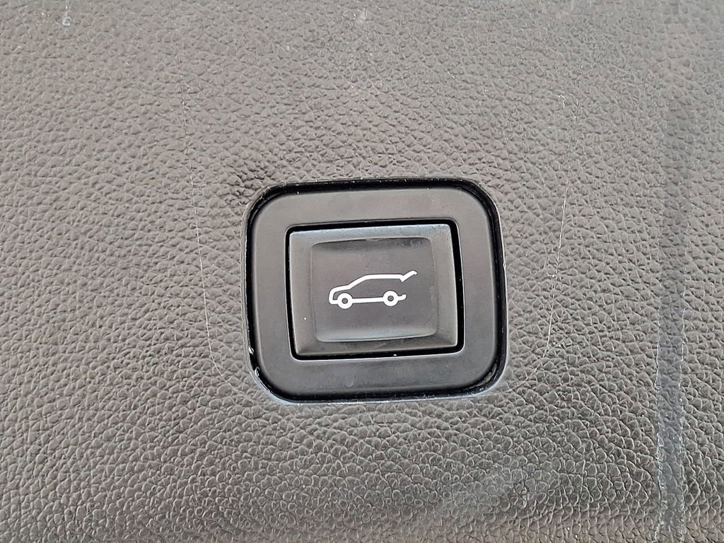 Used 2018 Chevrolet Traverse LT AWD/4WD image 29