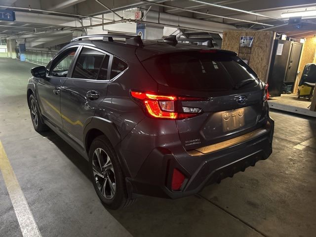 Used 2024 Subaru Crosstrek 2.0i Premium image 4