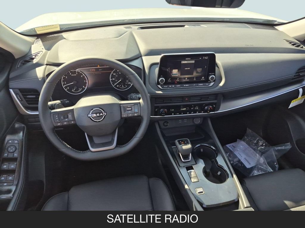 New 2026 Nissan Rogue Dark Armor FWD image 13