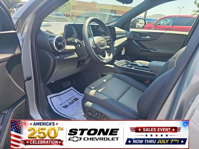 New 2026 Chevrolet Equinox LT w/ Convenience Package II FWD image 9