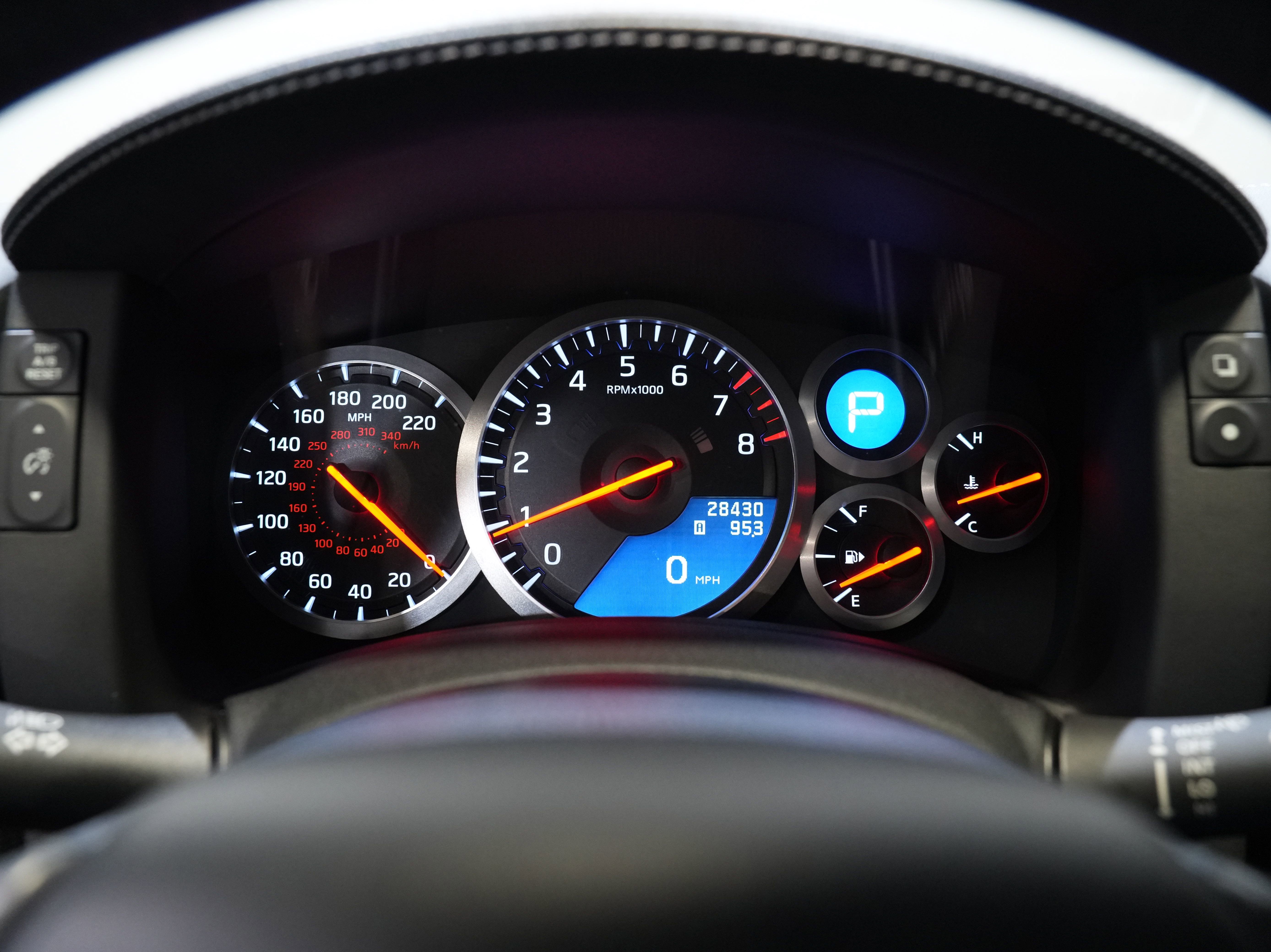Used 2014 Nissan GT-R Premium AWD/4WD image 40