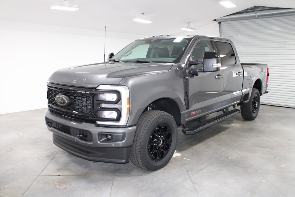 New 2026 Ford F350 Lariat AWD/4WD image 3