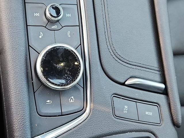 Used 2022 Cadillac XT6 Sport w/ Technology Package image 34