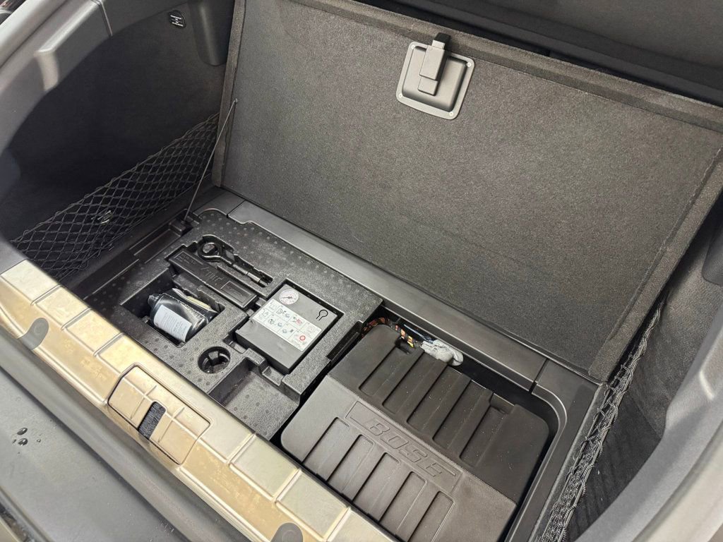 Used 2016 Porsche Panamera Edition image 60