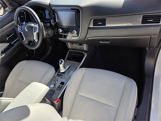 Used 2020 Mitsubishi Outlander SEL image 16