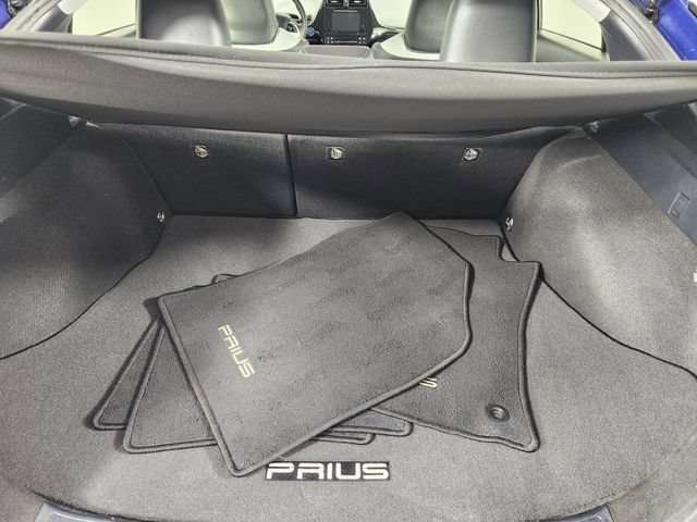 Used 2016 Toyota Prius Three Touring w/ Preferred Accessory Package FWD image 21