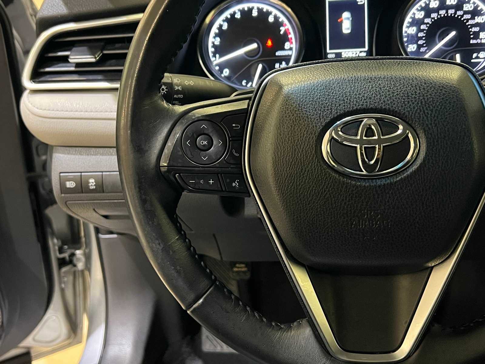 Used 2018 Toyota Camry SE image 21