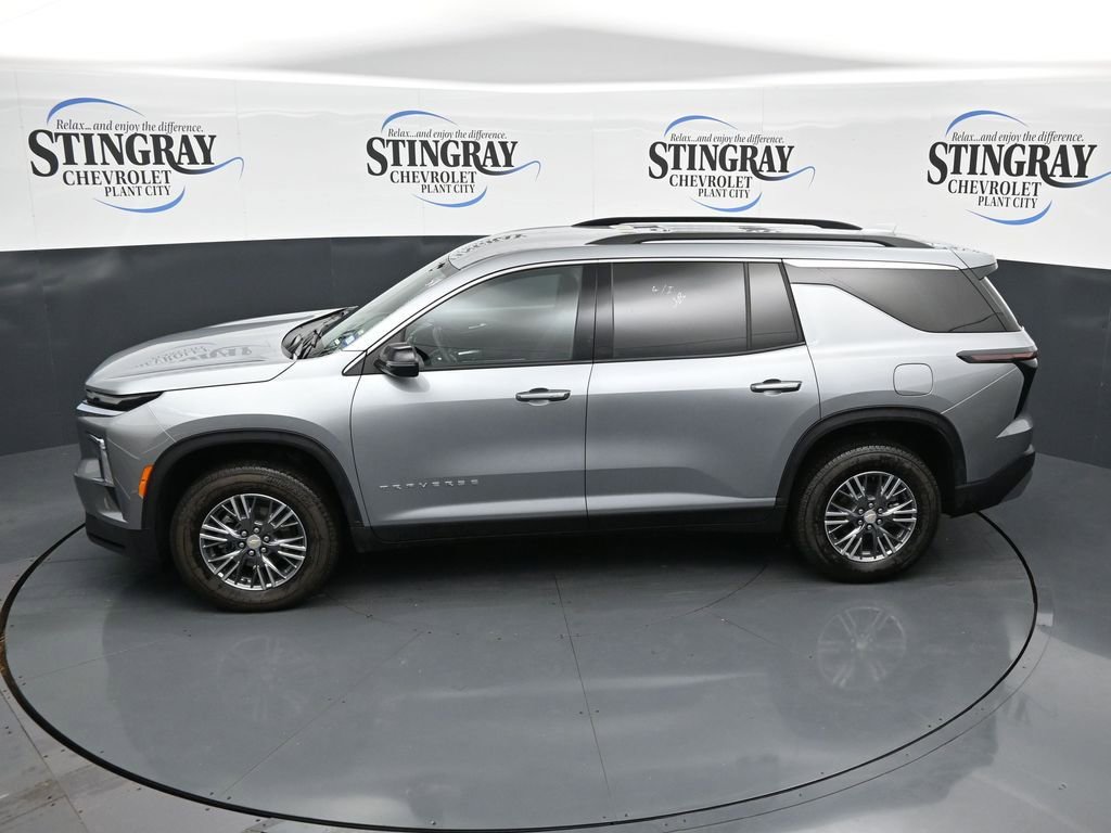 Used 2026 Chevrolet Traverse LT FWD image 21