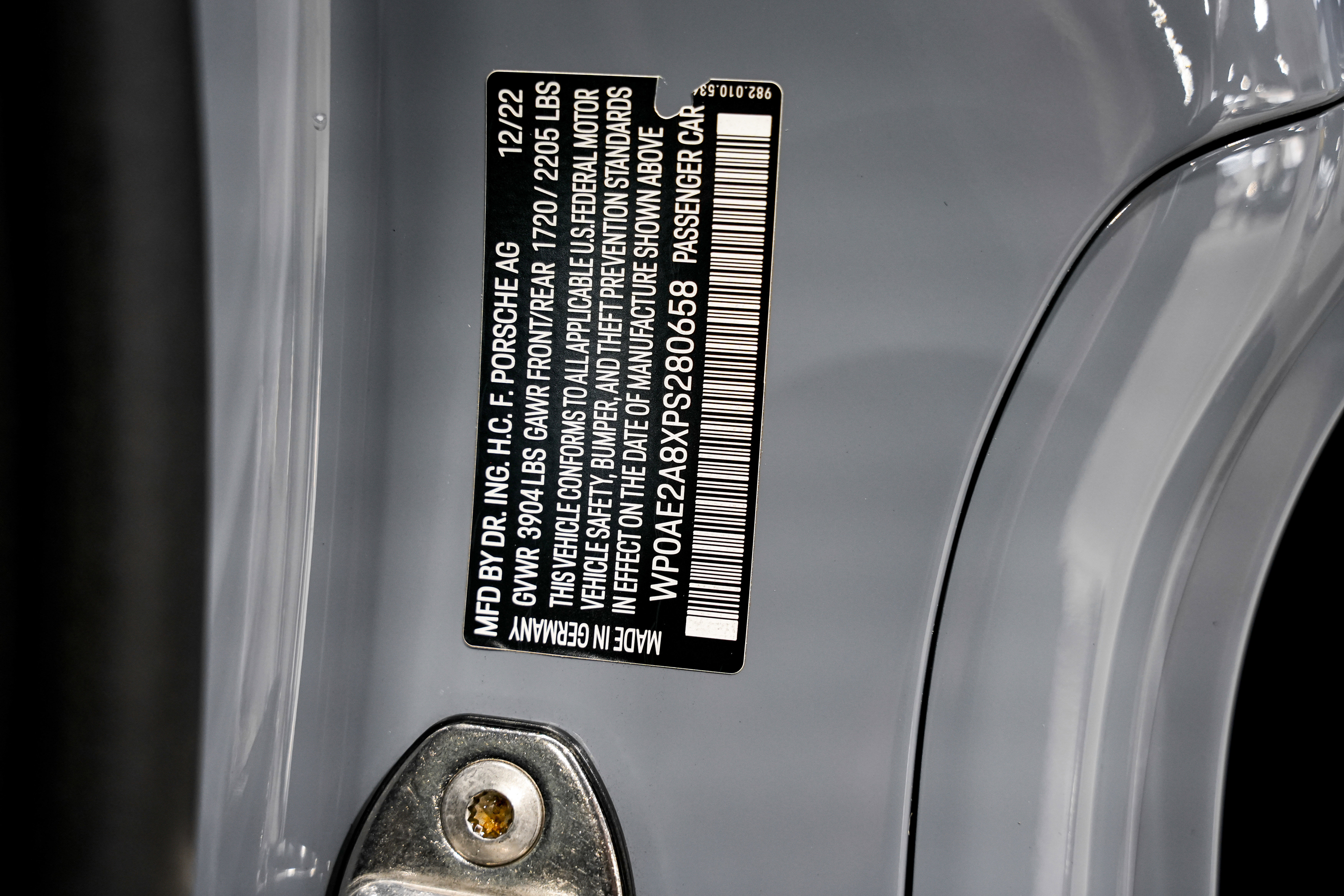 Used 2023 Porsche 718 Cayman GT4 RS RWD image 41