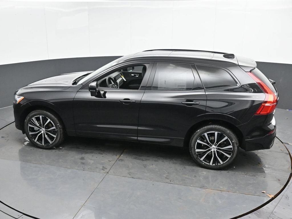 Used 2025 Volvo XC60 B5 Plus w/ Protection Package Premier AWD/4WD image 46