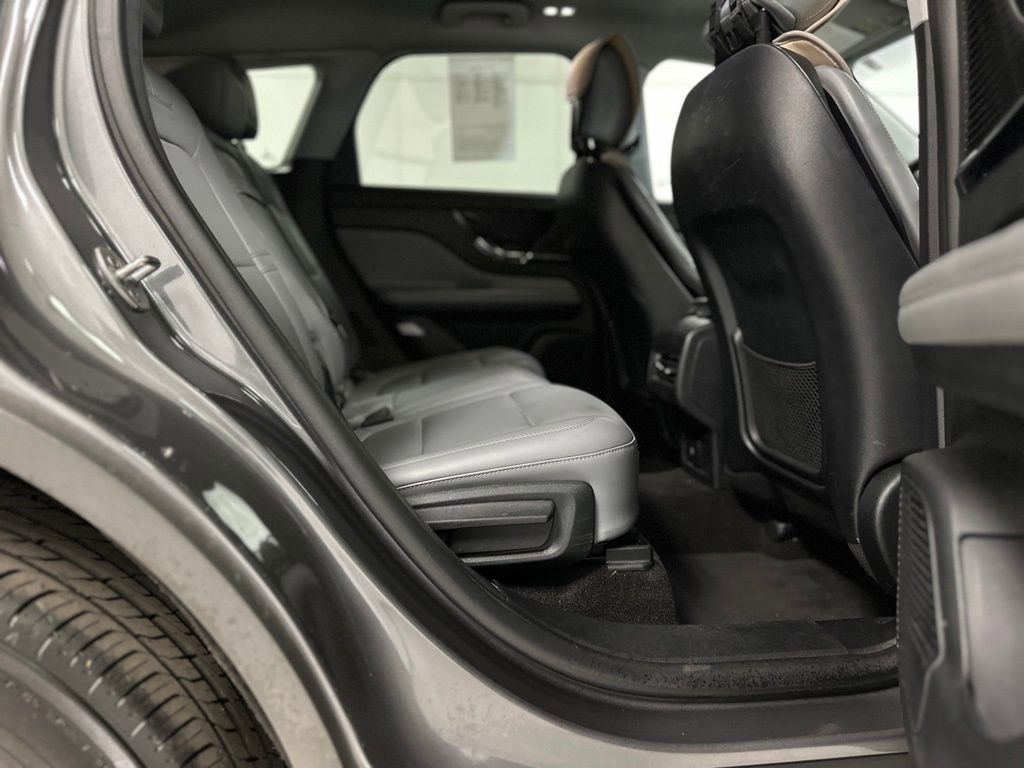 Used 2022 Lincoln Corsair FWD image 22