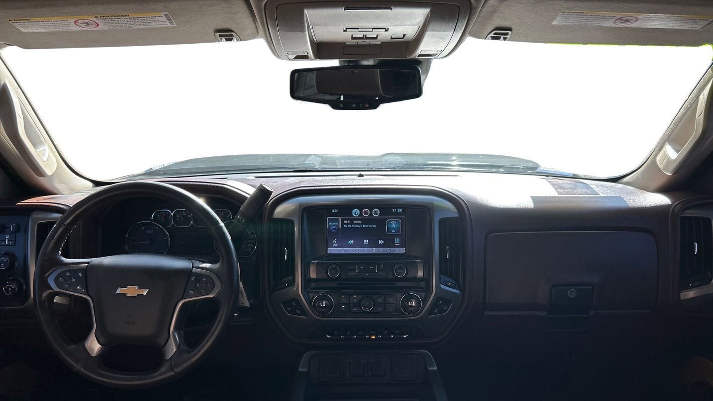 Used 2015 Chevrolet Silverado 2500 High Country w/ Duramax Plus Package image 27