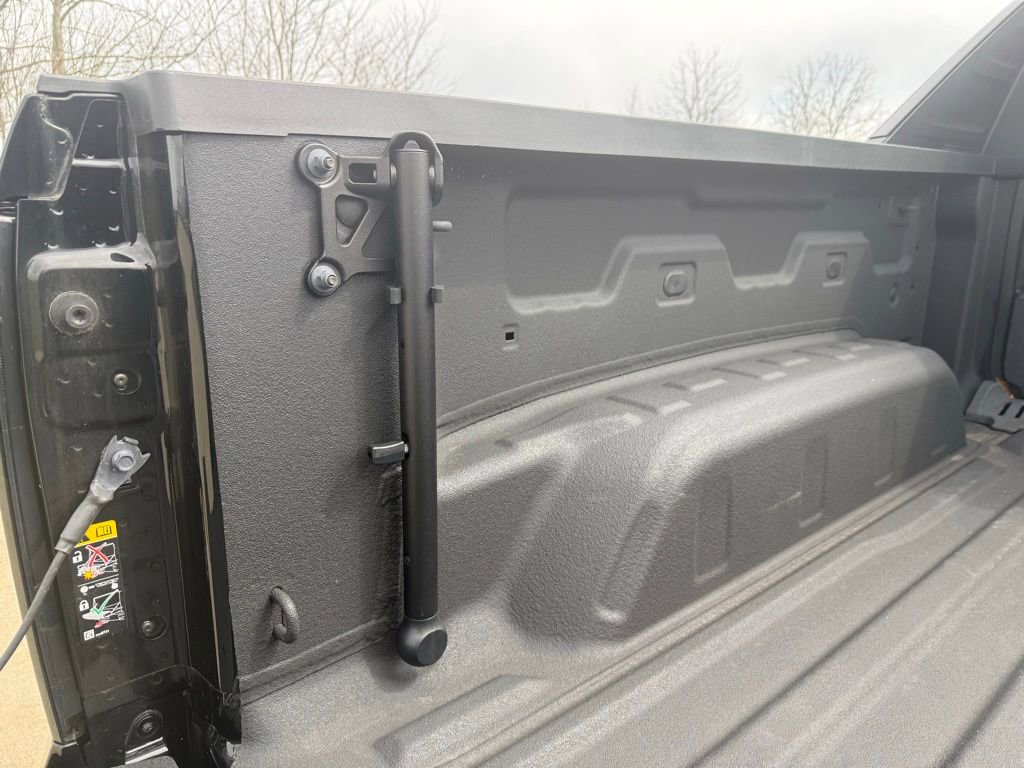 Used 2024 Chevrolet Silverado EV RST image 9