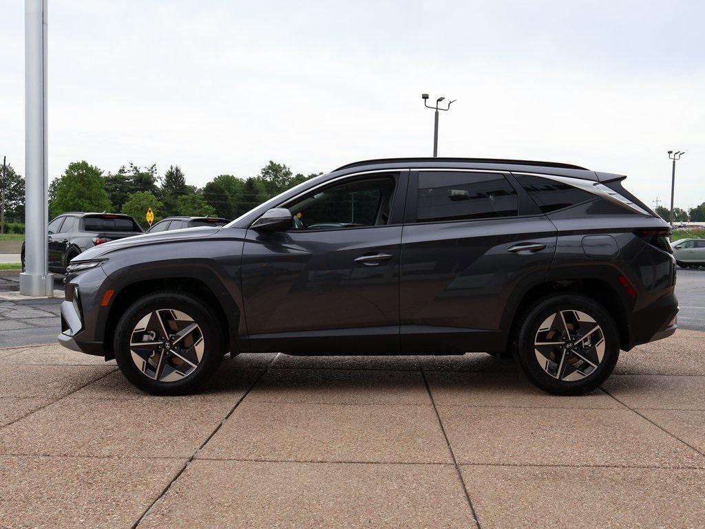 New 2025 Hyundai Tucson SEL image 3