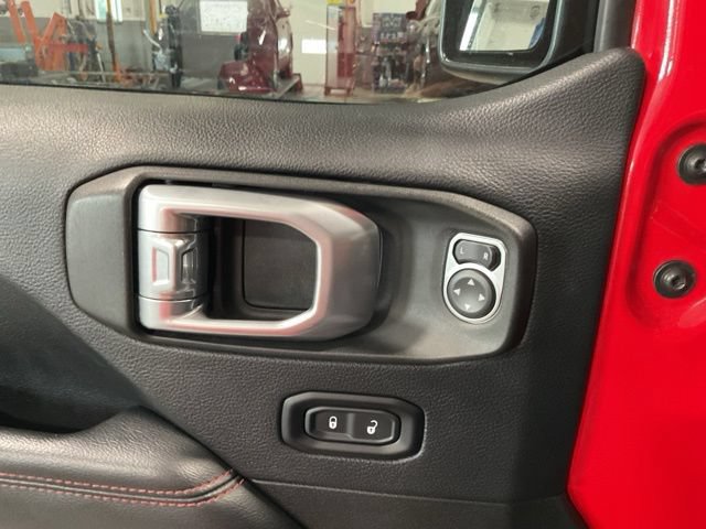 Used 2019 Jeep Wrangler Unlimited Rubicon w/ Uconnect 4C Nav & Sound Group AWD/4WD image 19