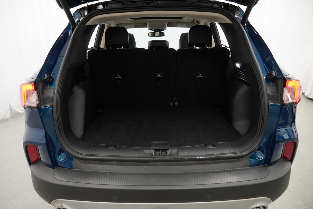 Used 2020 Ford Escape Titanium AWD/4WD image 40
