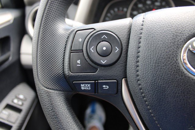 Used 2013 Toyota RAV4 LE FWD image 20