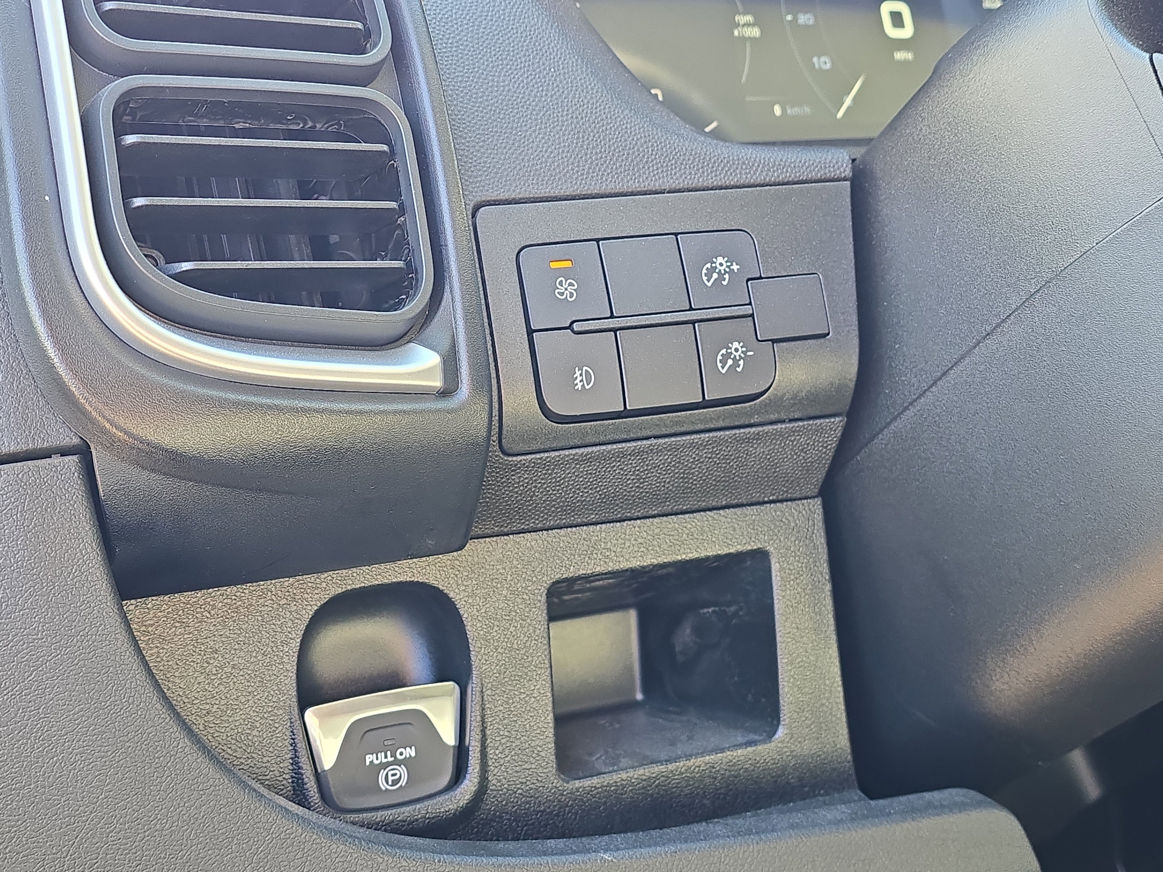 Used 2025 RAM ProMaster 2500 w/ Quick Order Package 22G SLT image 16