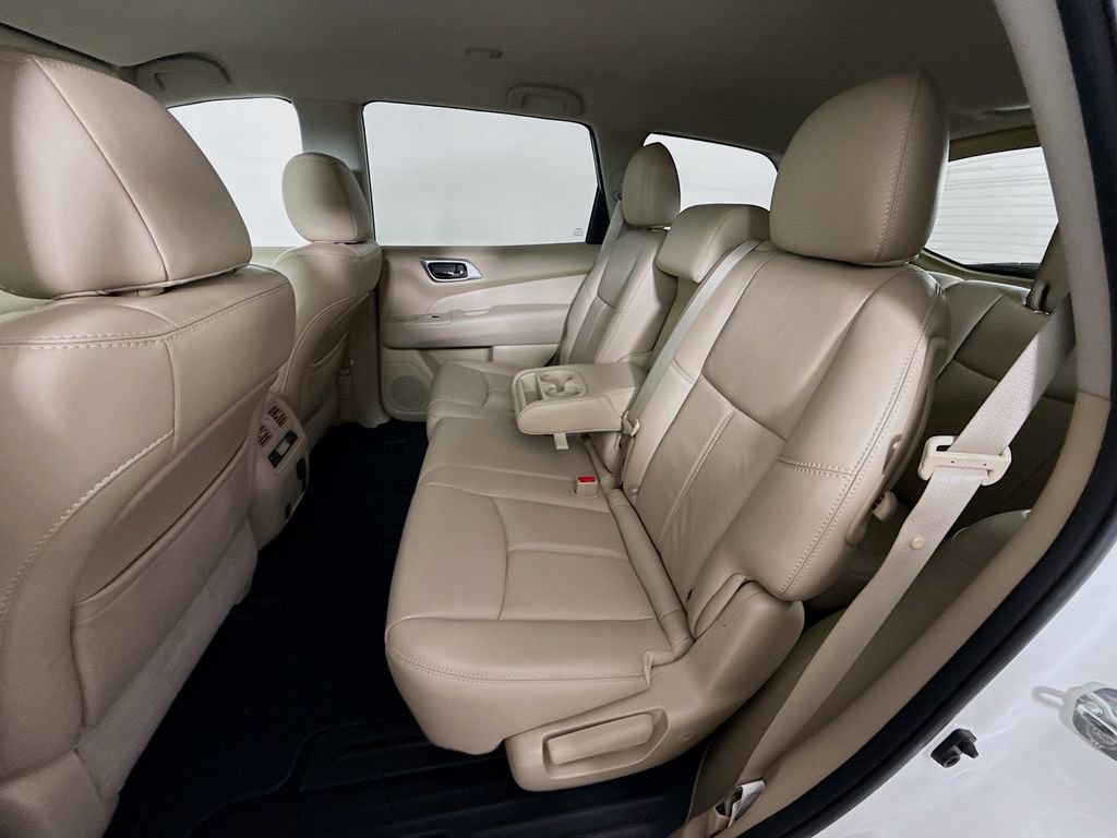 Used 2017 Nissan Pathfinder SL image 23