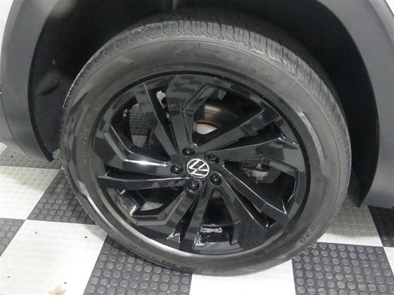 Used 2022 Volkswagen Atlas SE w/ Panoramic Sunroof Package FWD image 17