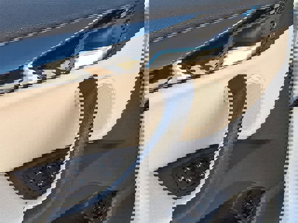 Used 2016 BMW X1 xDrive28i image 10