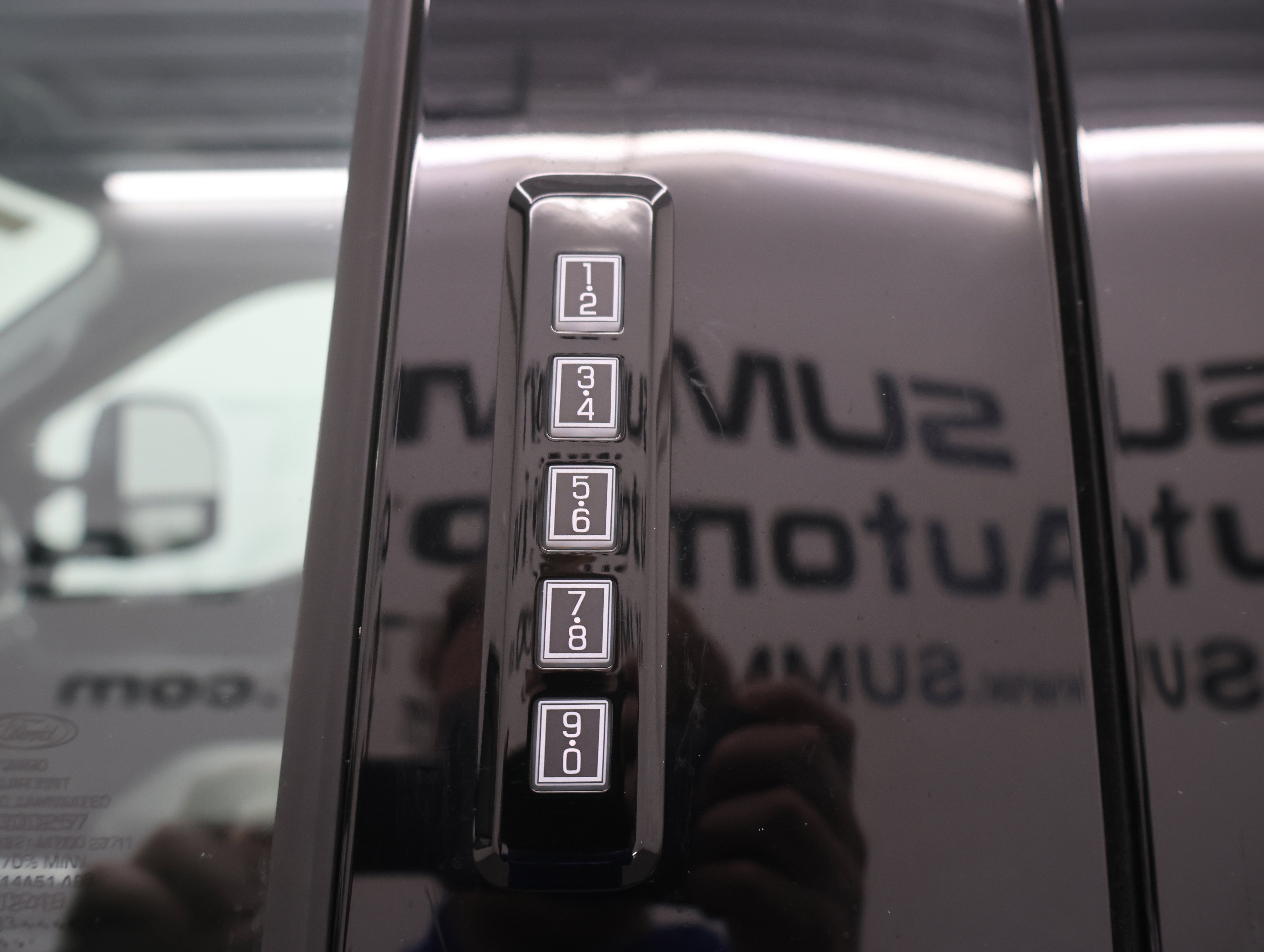 Used 2023 Ford F350 Lariat image 41