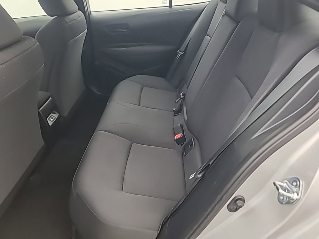 Used 2025 Toyota Corolla LE image 20