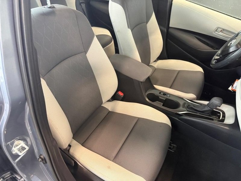 Used 2026 Toyota Corolla LE FWD image 10