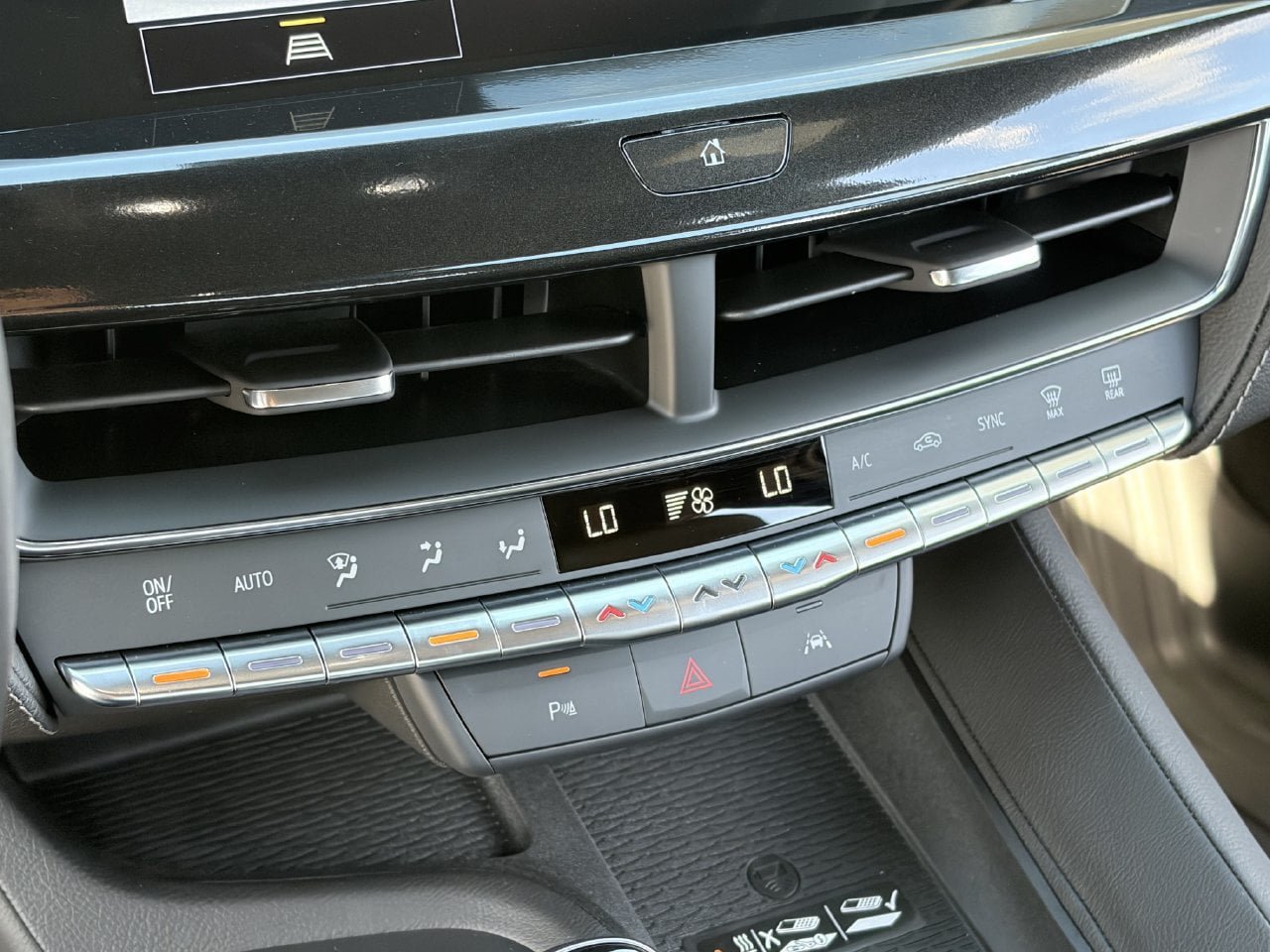 Certified 2024 Cadillac CT5 Luxury RWD image 29