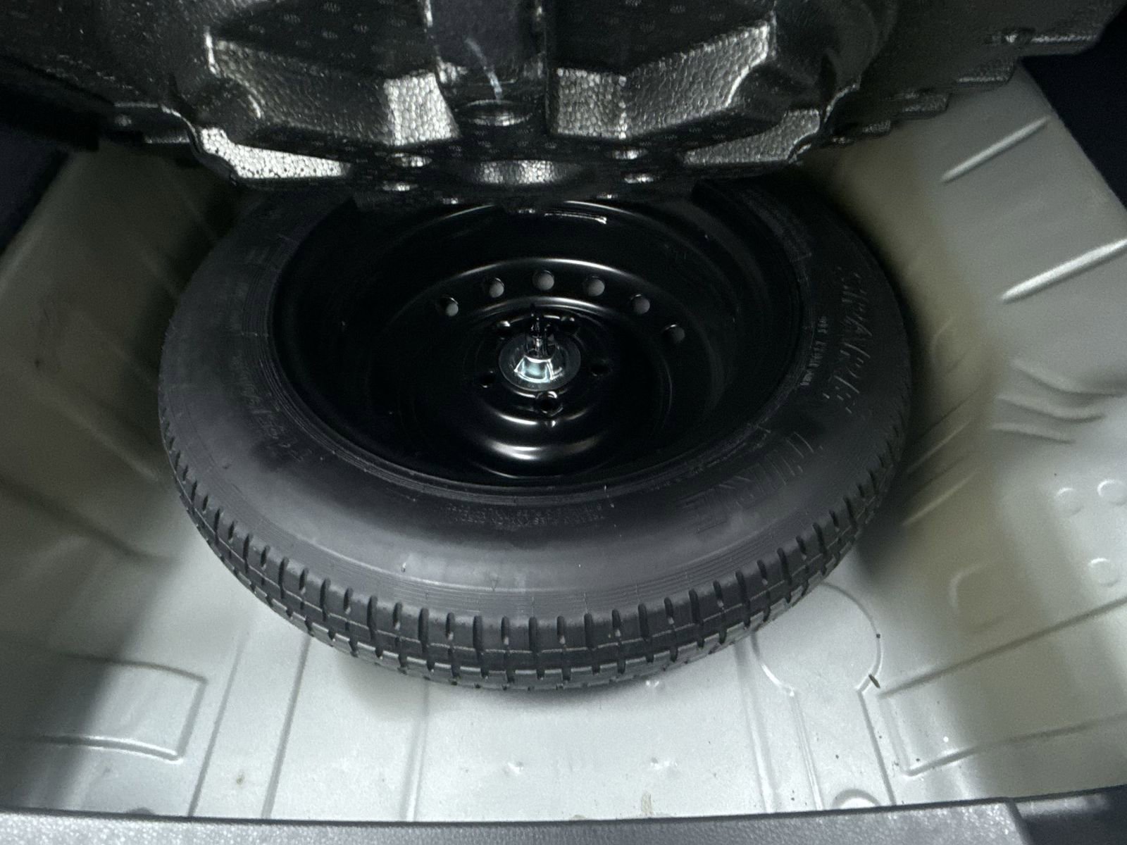 Used 2018 Honda HR-V EX image 35