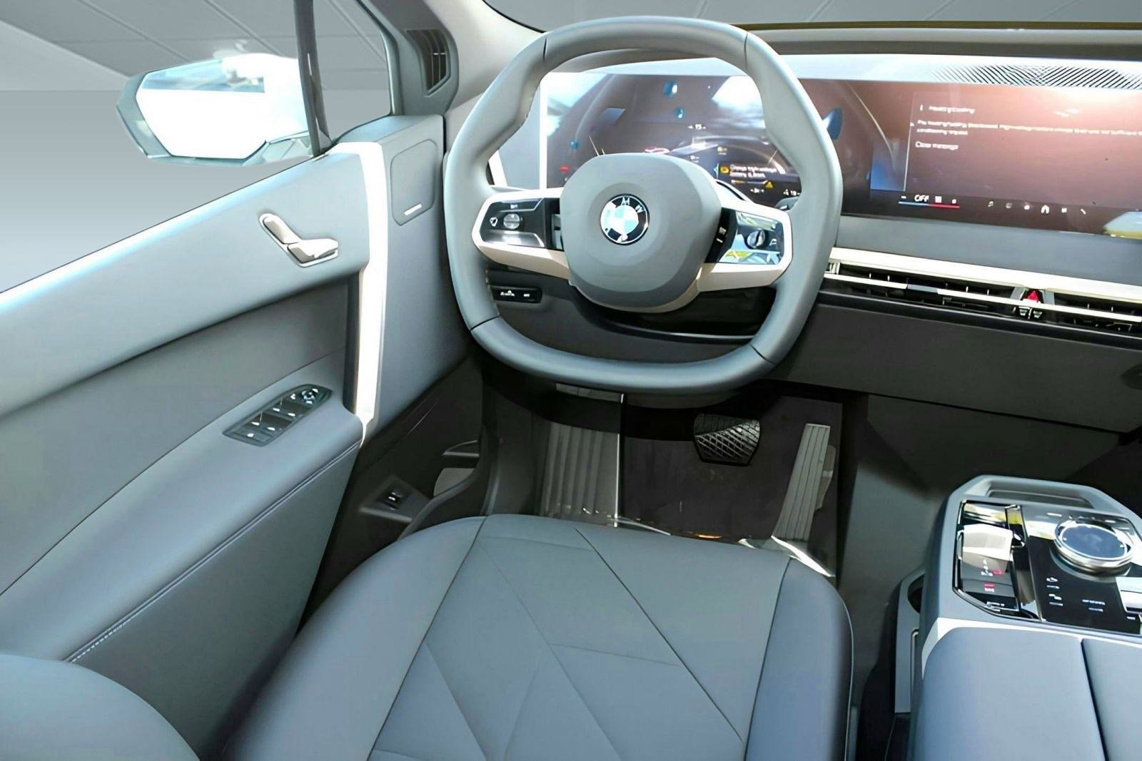 New 2026 BMW iX xDrive60 w/ Premium Package image 29