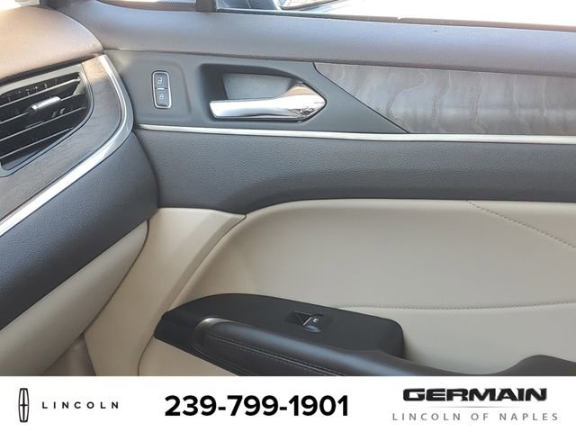 Used 2018 Lincoln MKC Reserve w/ Lincoln MKC Climate Package image 28