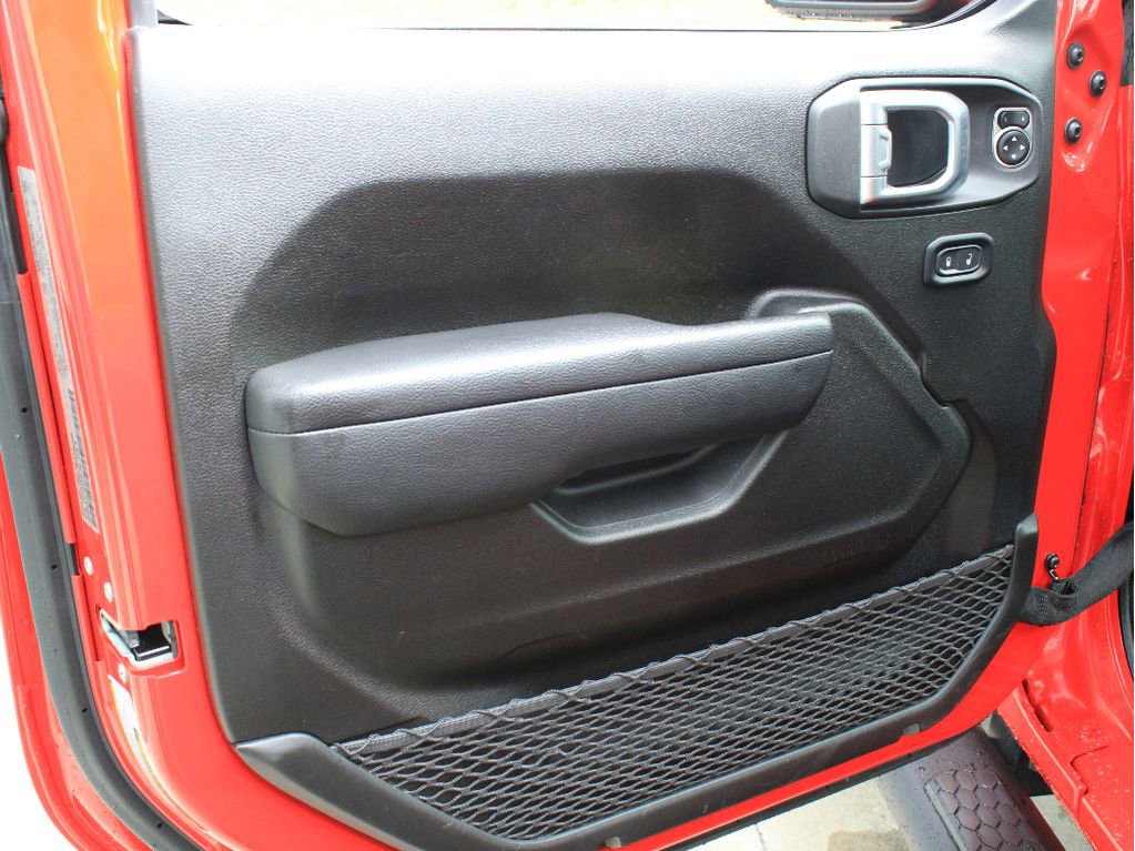 Certified 2024 Jeep Wrangler Sport AWD/4WD image 9