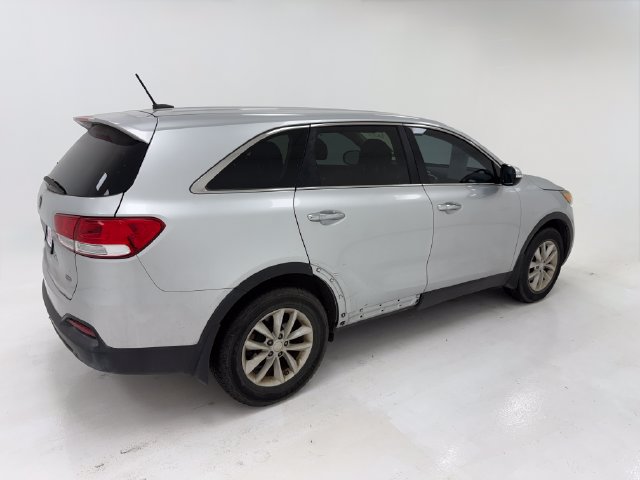 Used 2018 Kia Sorento L FWD image 40