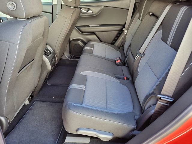 Used 2025 Chevrolet Blazer LT image 7