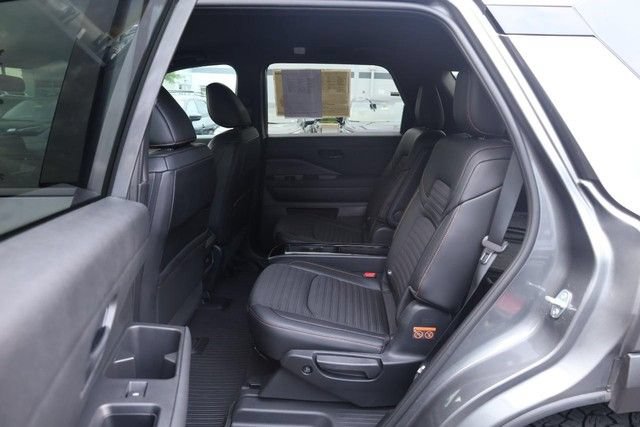 Certified 2025 Nissan Pathfinder Rock Creek AWD/4WD image 22