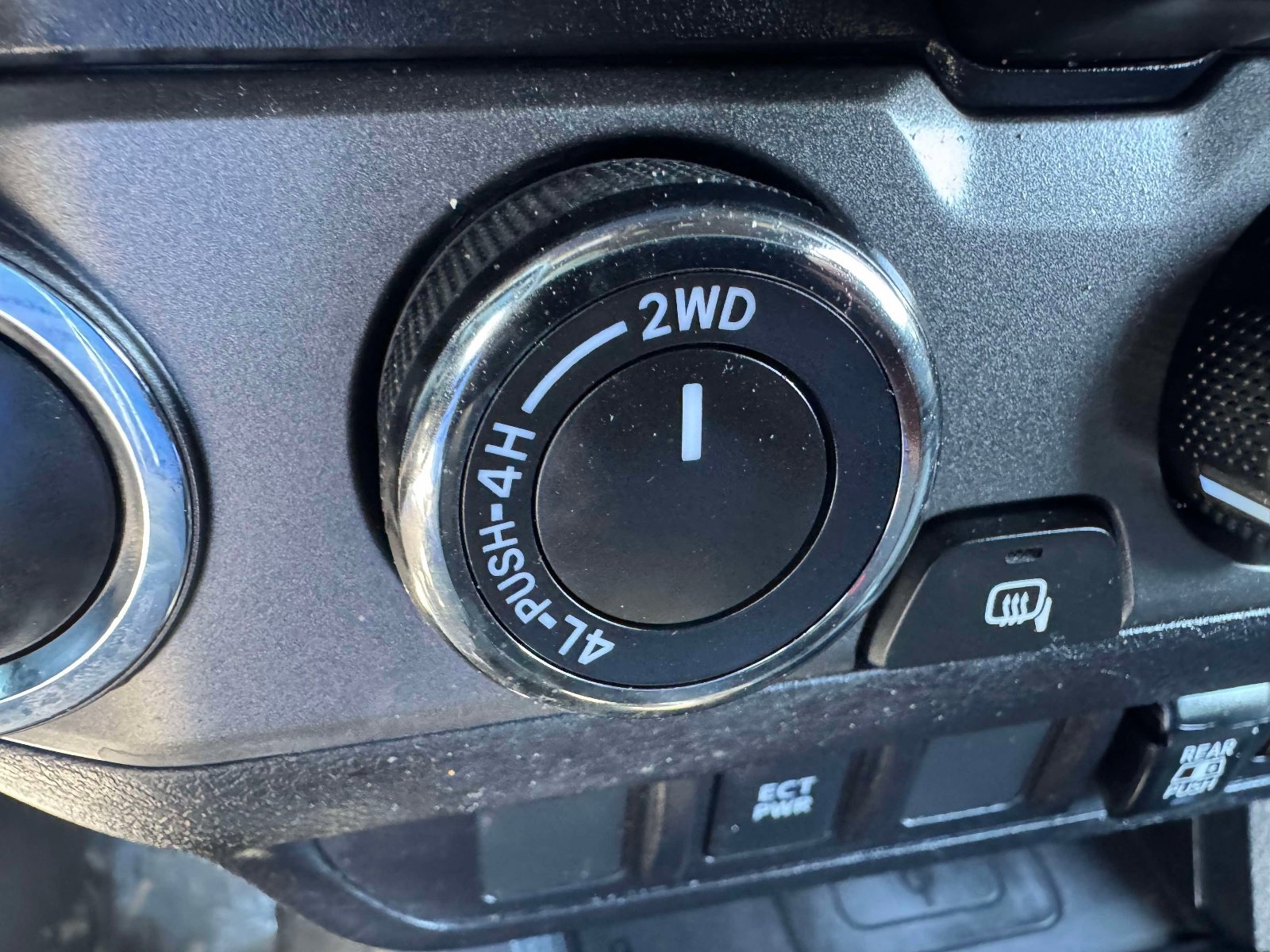 Used 2019 Toyota Tacoma TRD Off-Road image 34