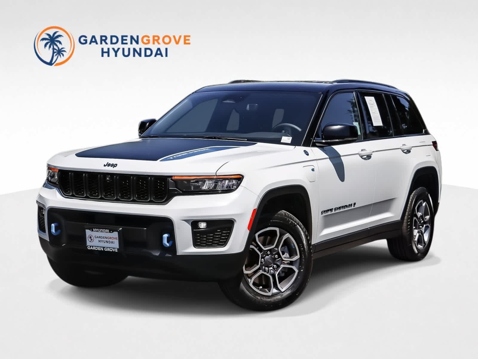 Used 2022 Jeep Grand Cherokee Trailhawk w/ Luxury Tech Group III AWD/4WD video 1