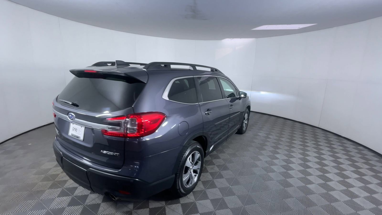 Used 2023 Subaru Ascent Premium w/ Convenience Package AWD/4WD image 8