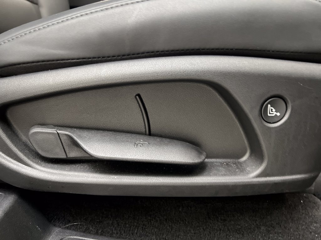 Used 2026 Hyundai Palisade SEL FWD image 24
