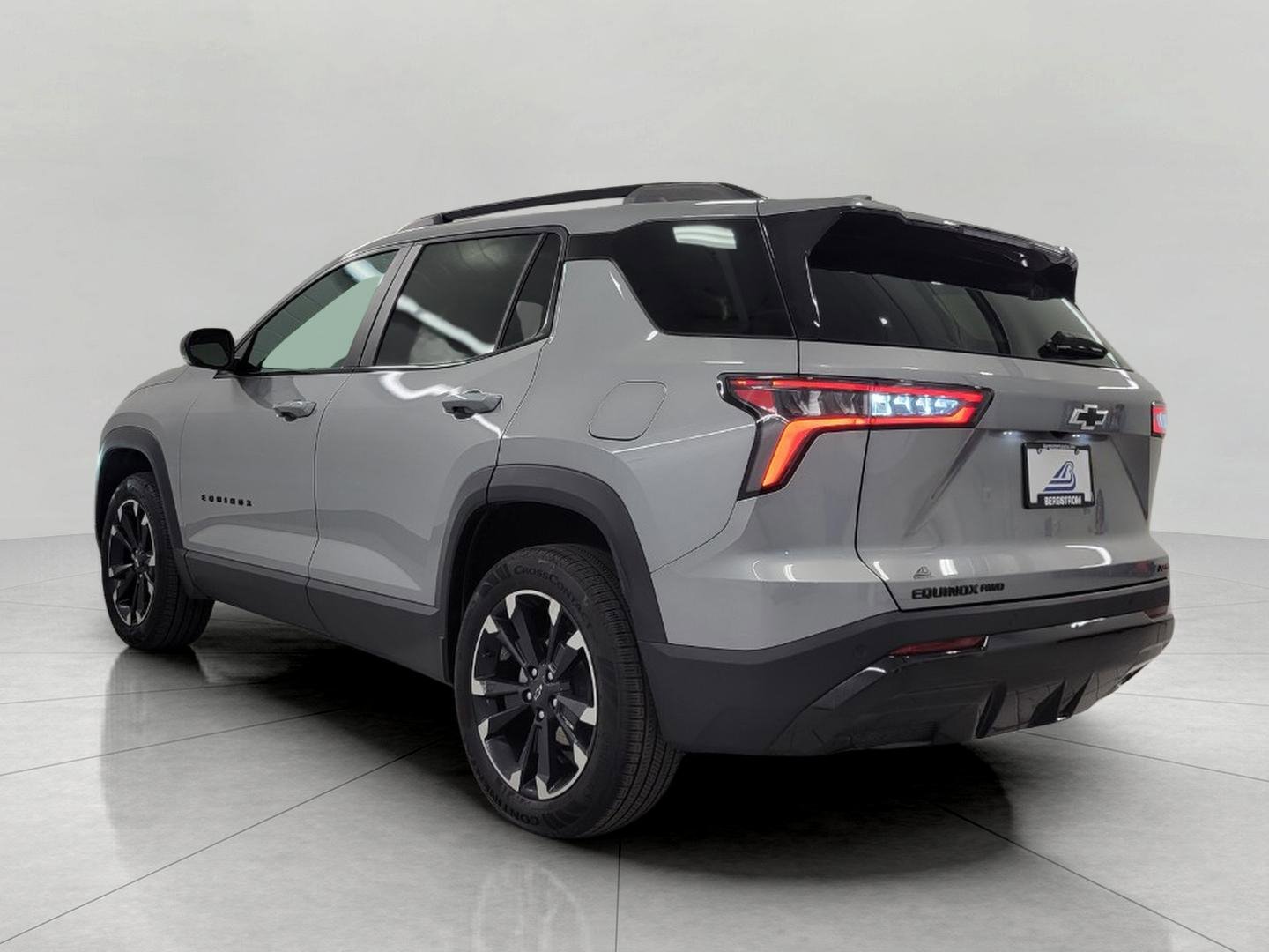 Certified 2025 Chevrolet Equinox RS AWD/4WD image 19