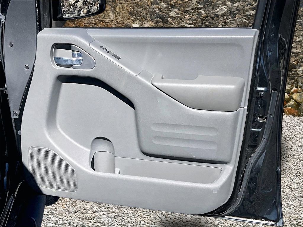 Used 2019 Nissan Frontier SV w/ Value Truck Package image 19