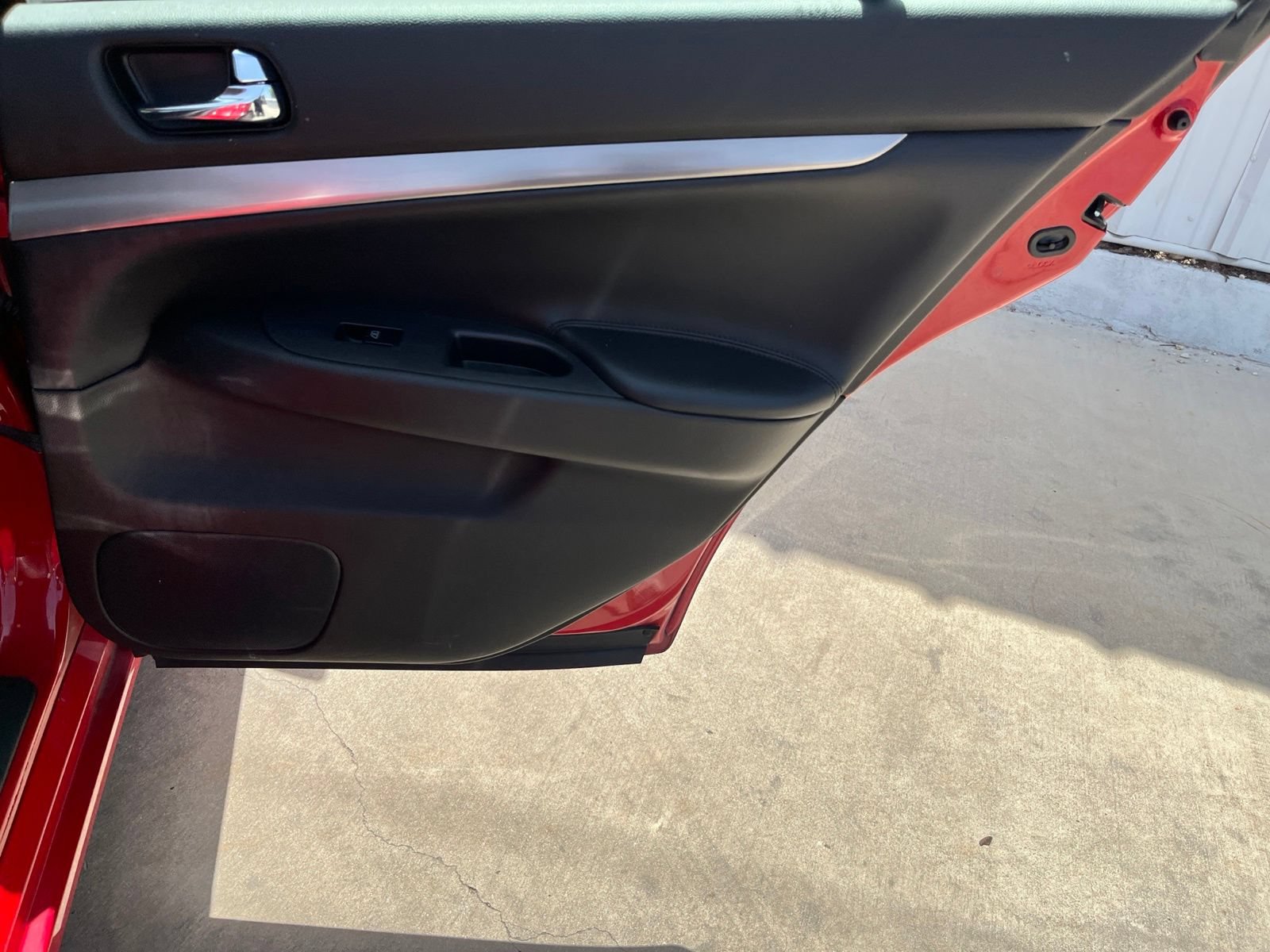 Used 2010 INFINITI G37 Journey w/ Premium Pkg RWD image 15